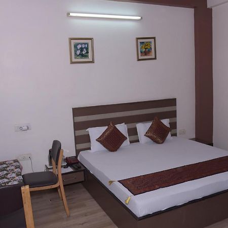 Hotel The Pearl Divisione di Divisione di Jaipur Esterno foto