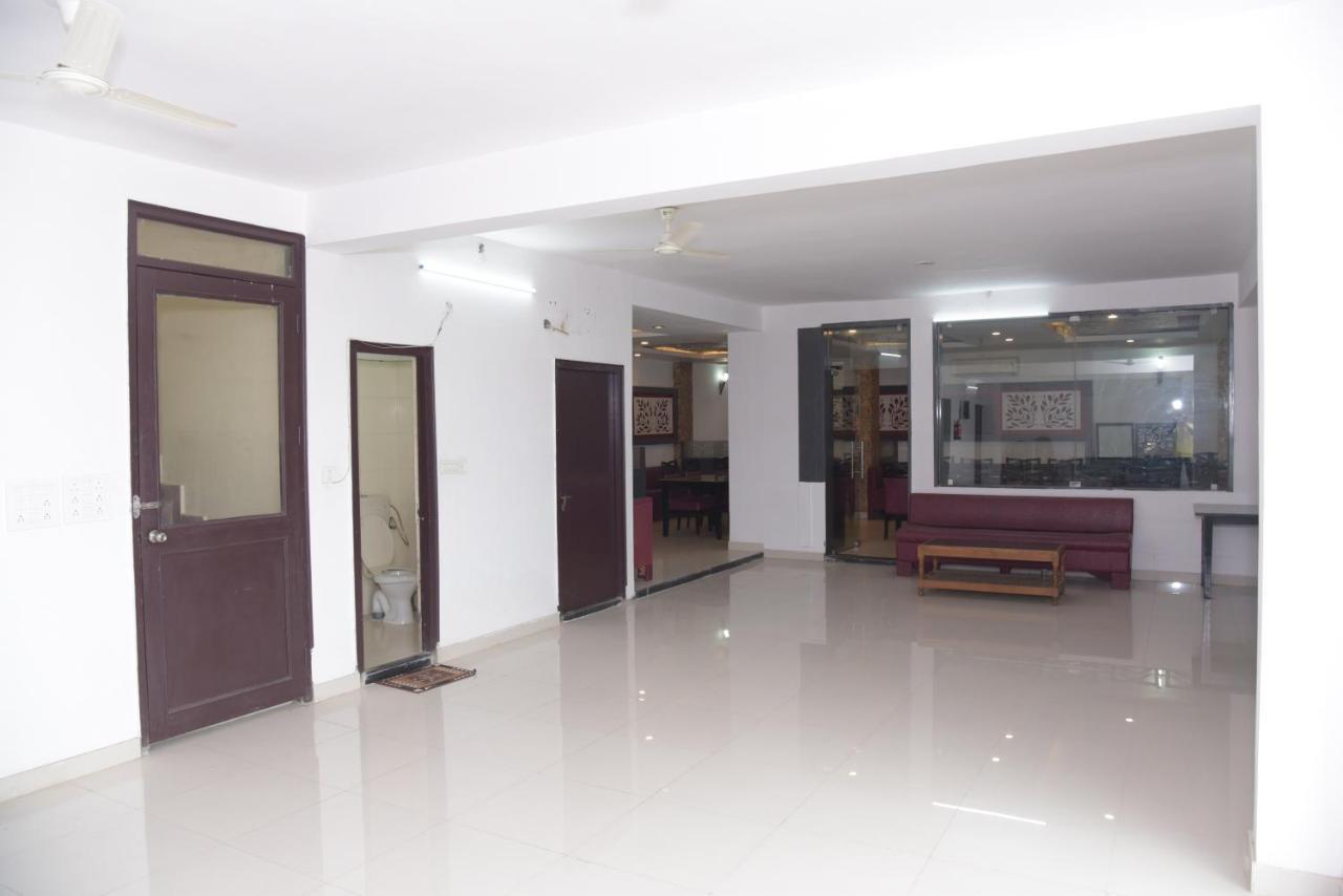 Hotel The Pearl Divisione di Divisione di Jaipur Esterno foto